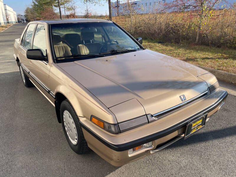 A picture of a 1989 Honda Accord